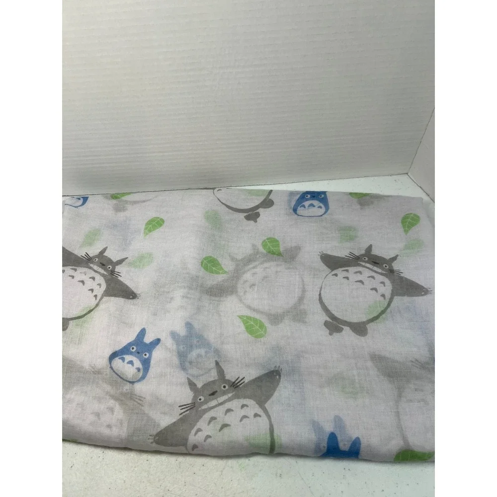 Studio Ghibli My Neighbor Totoro Scarf Hot Topic Bioworld White Tossed Pattern